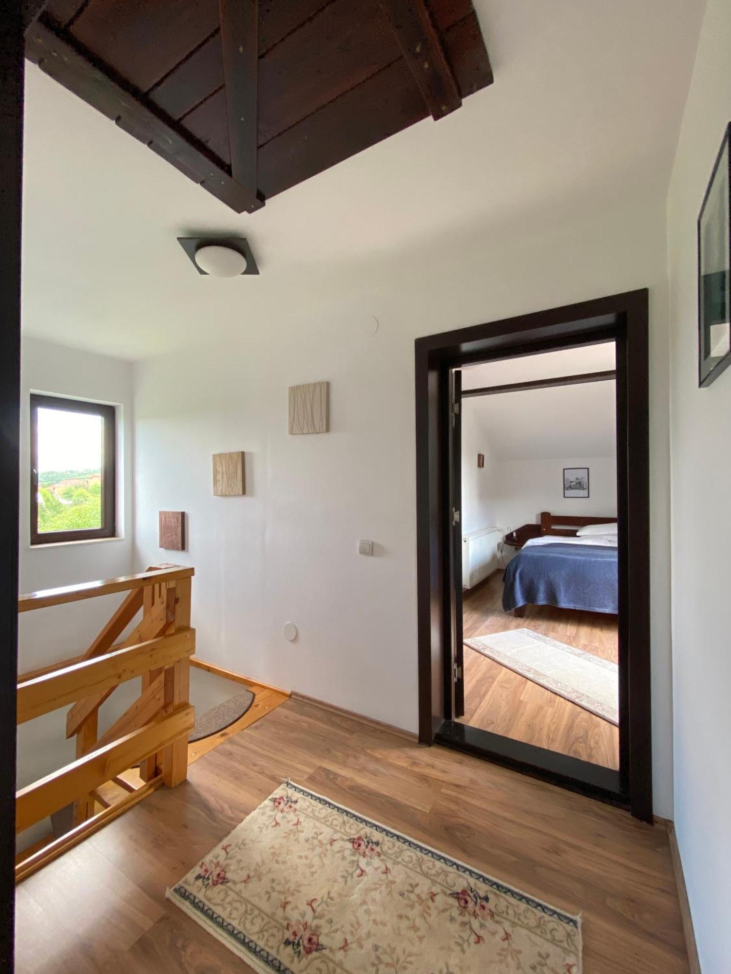 Vila Alunis 2 Μπραν Εξωτερικό φωτογραφία